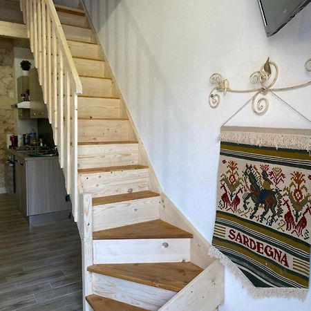 Guest House Tzia Udroni Ossi Extérieur photo