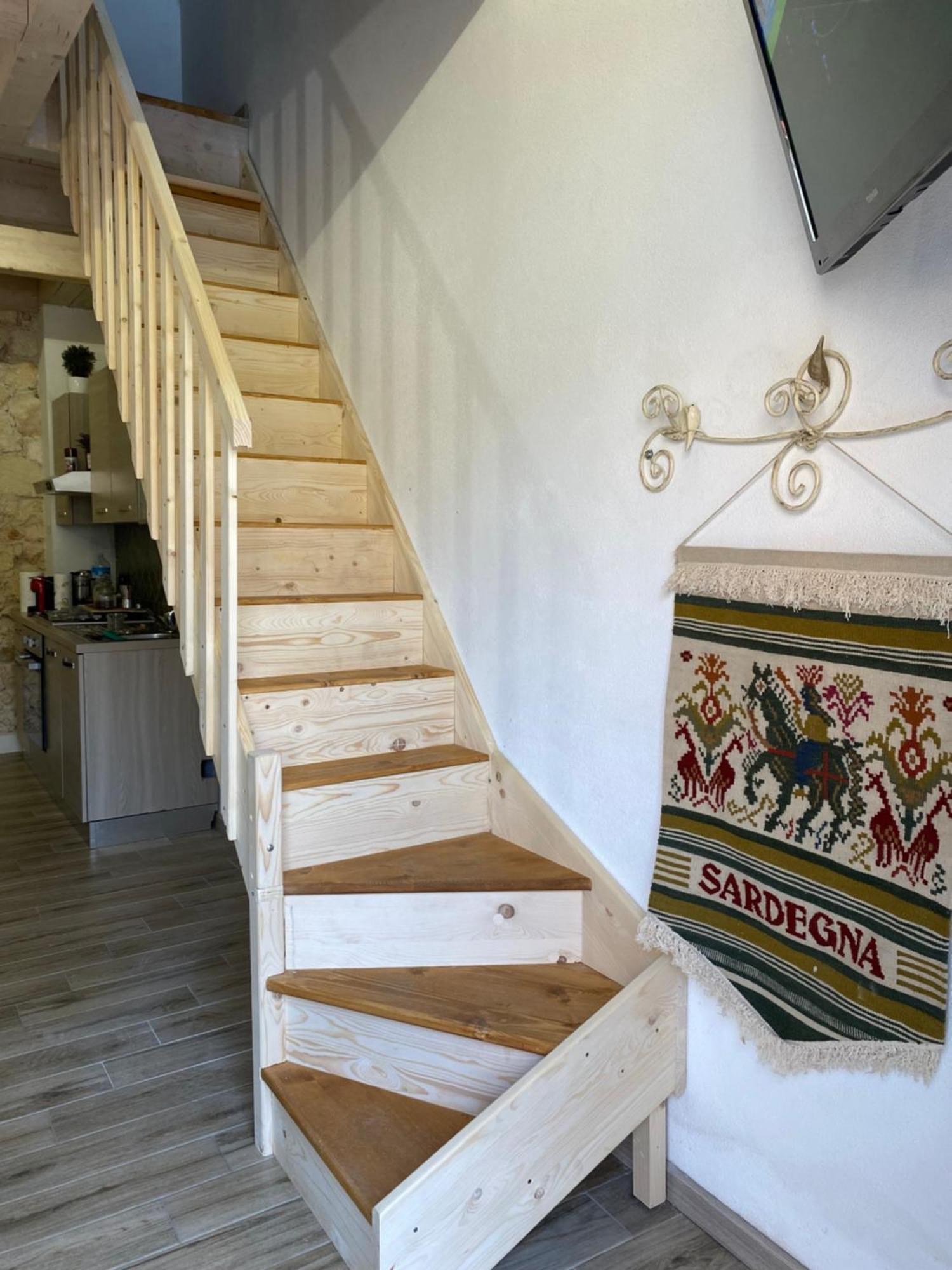 Guest House Tzia Udroni Ossi Extérieur photo