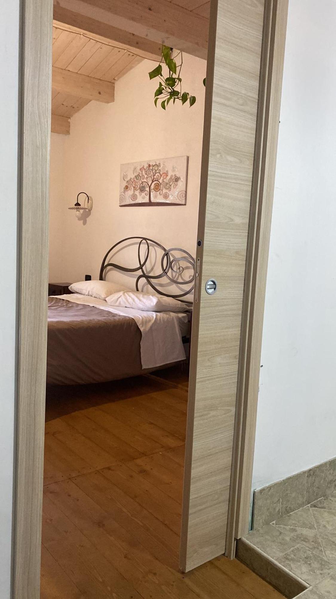 Guest House Tzia Udroni Ossi Extérieur photo